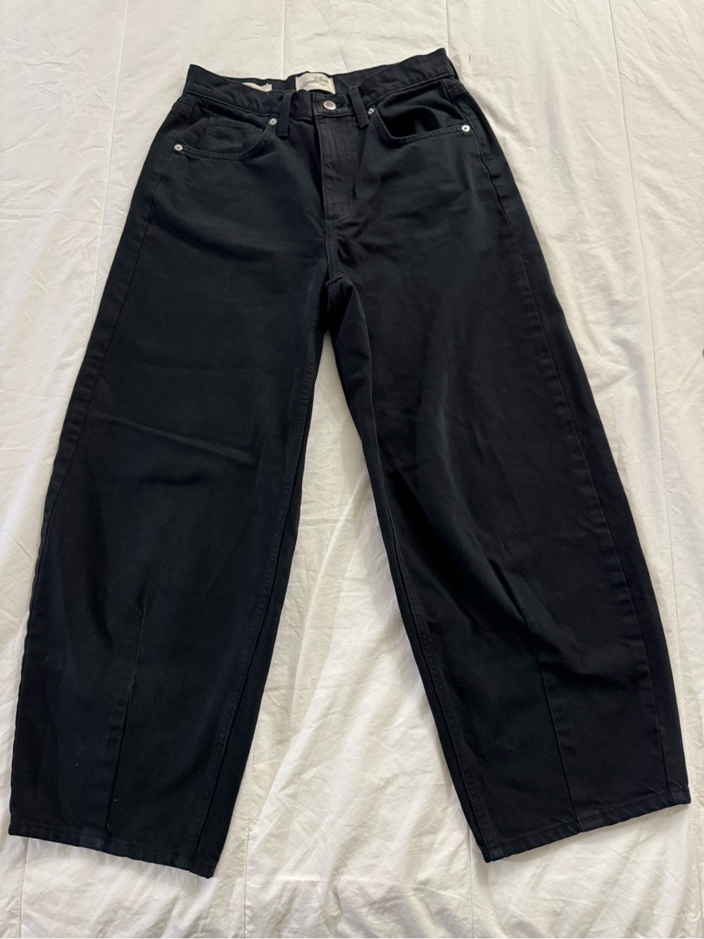 Universal Thread Black barrel Jeans